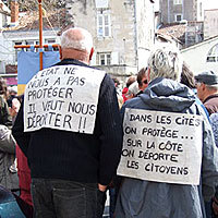 Photo  de © photo : ubacto - Manifestation Xynthia, La Rochelle avril 2010